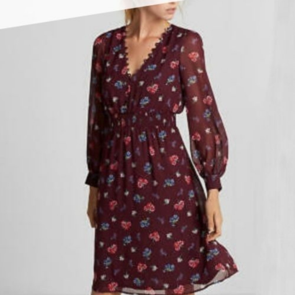 Floral deep V smocked midi dress